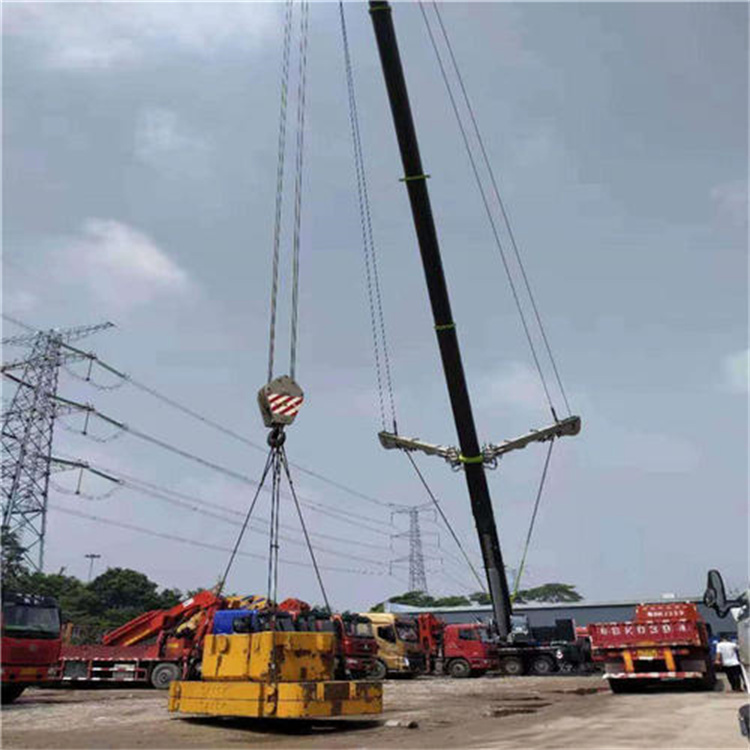 胶州大吨位吊车租赁